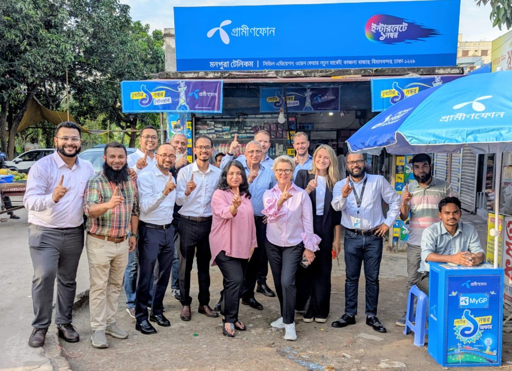 Telenor CEO connects with customers on first Bangladesh visit Benedicte Schilbred Fasmer