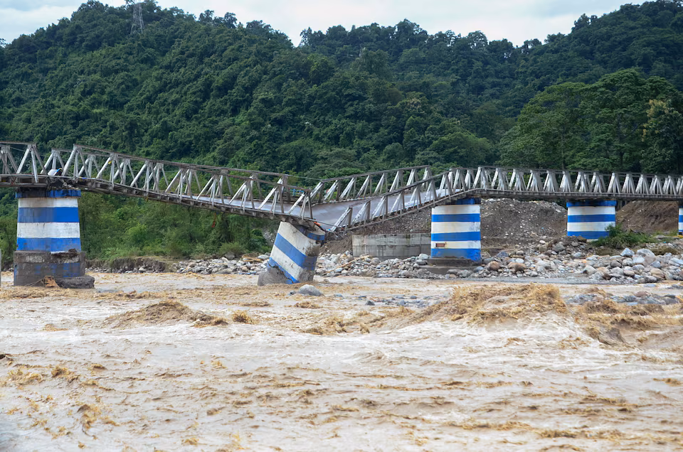 Heavy rains trigger floods, landslides killing 18 in India’s Darjeeling