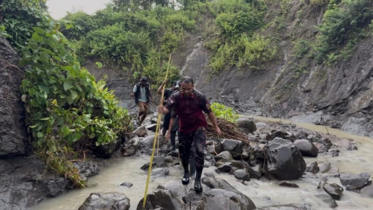 50 Rohingyas rescued from traffickers in Teknaf
