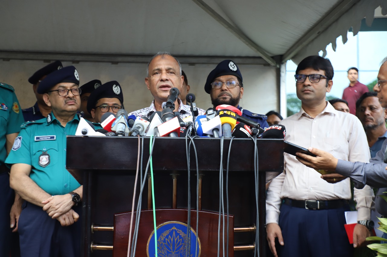 Cooperation between citizens, institutions crucial for fair polls: Home adviser
