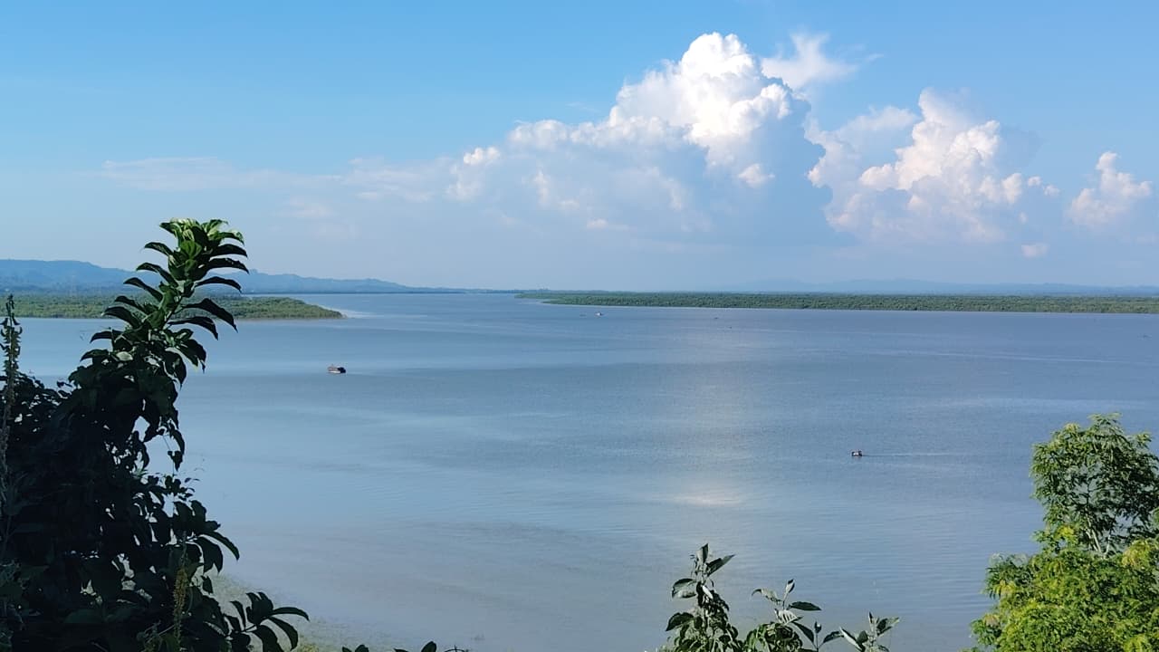 Arakan Army abducts four fishermen from Naf River