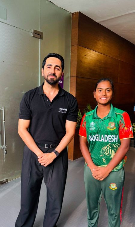 Ayushmann meets Bangladesh’s Cricket star Marufa
