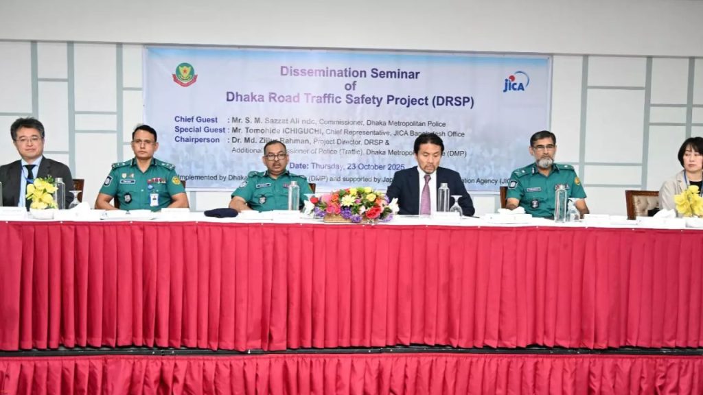 DMP chief calls for integrated efforts to ease Dhaka’s traffic woes