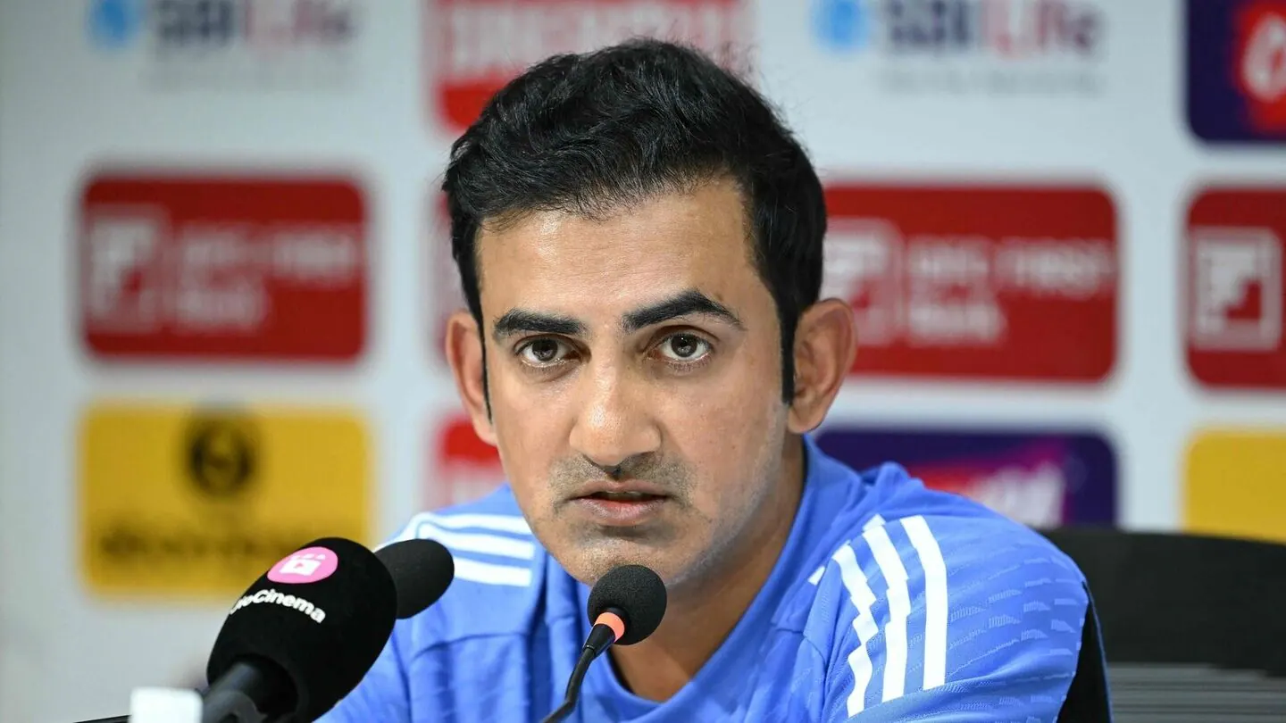 Gambhir close lipped about World Cup plans with Rohit, Kohli