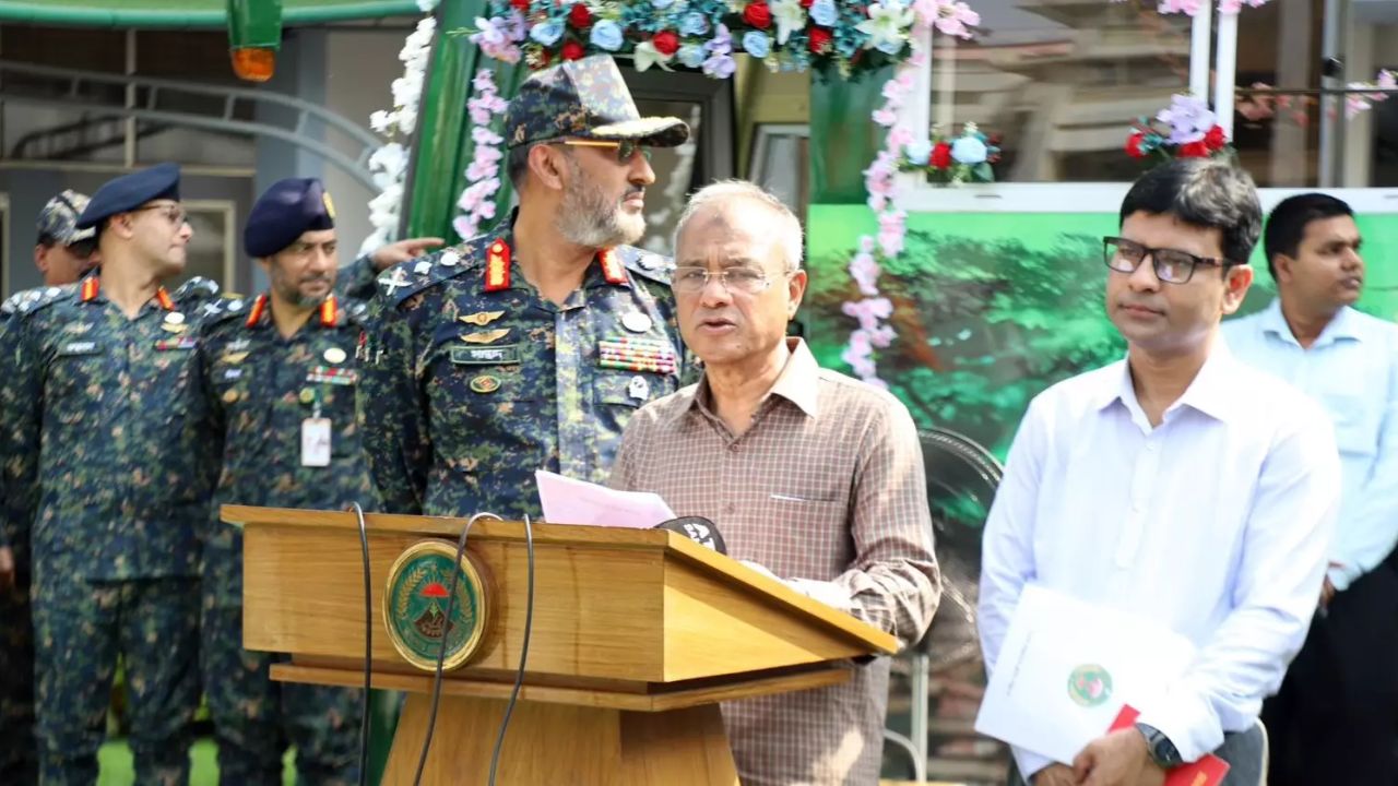 Illegal arms to be recovered before polls: Jahangir