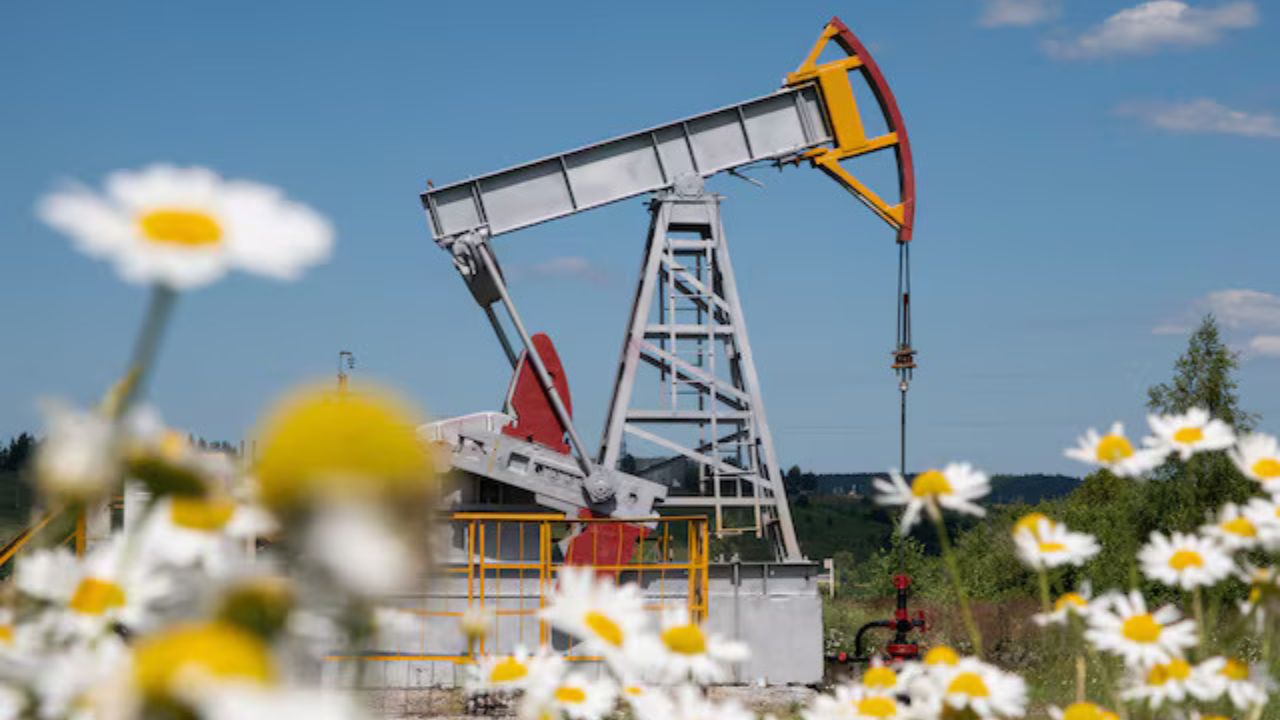 Oil down as market weighs excess supply and US-China trade tensions