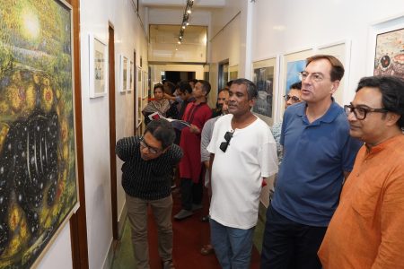 “In Search of Peace:” Sadrul Rafi’s solo exhibition opens at Alliance Française de Dhaka