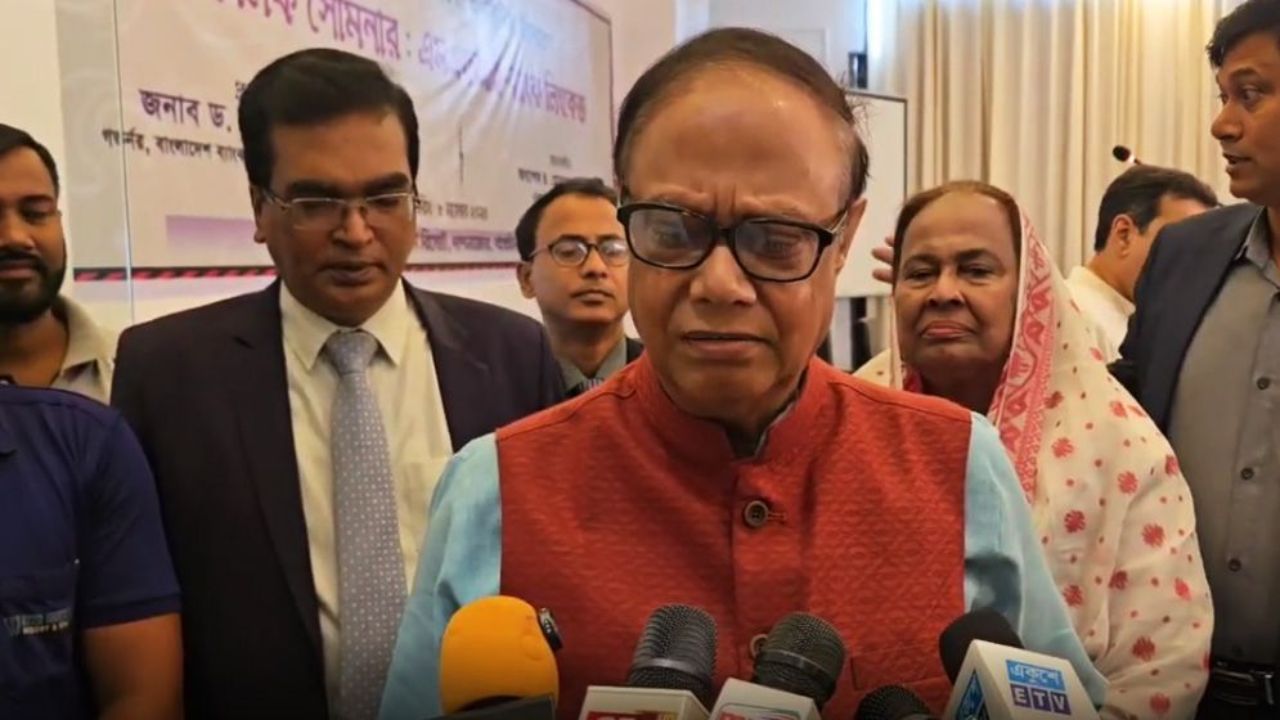 Stable politics key to strong economy: BB governor