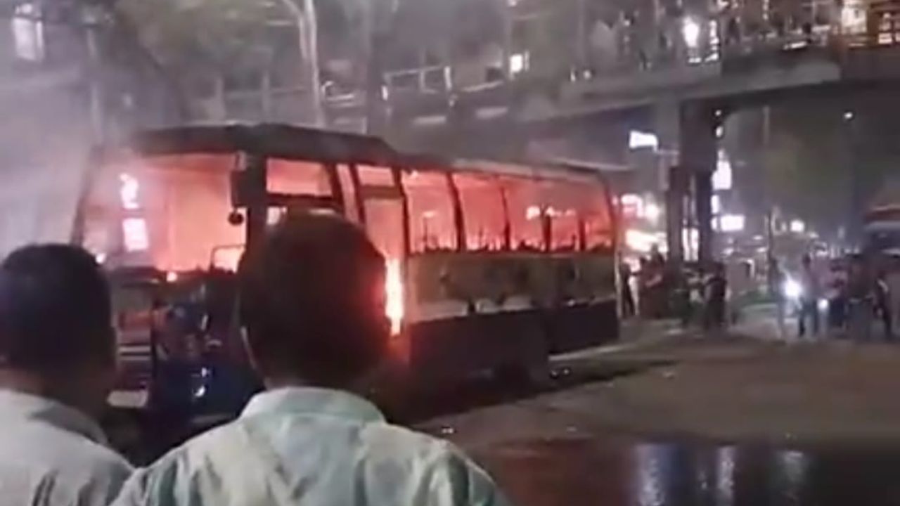 Sporadic arsons, bomb attacks mark day before Hasina verdict