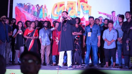 Delupi premiere Khulna