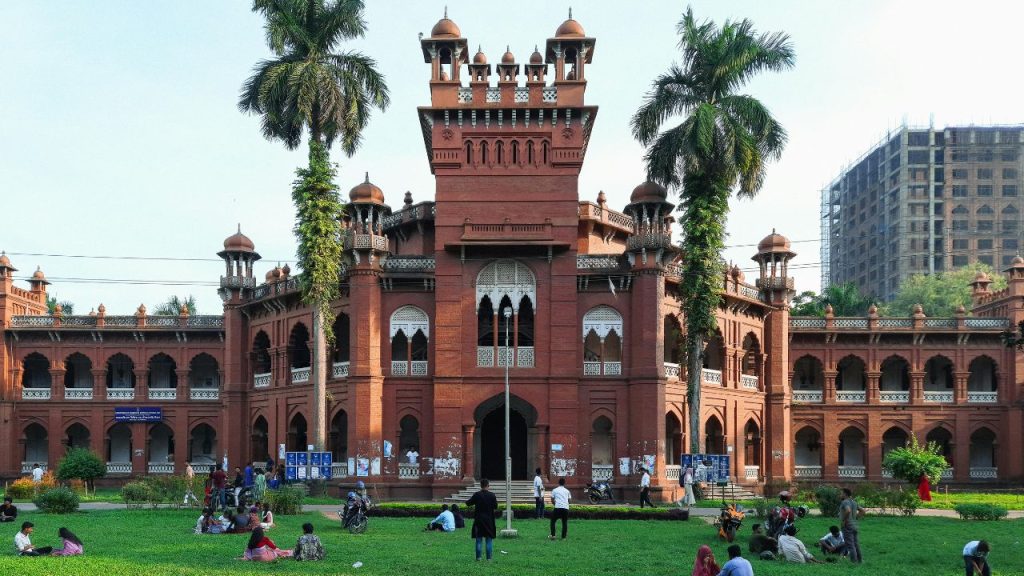 Journalists harassed on DU