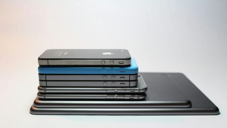 NEIR launches 16 Dec to curb illegal handset penetration Apple affordable iPhone