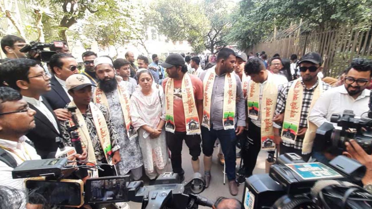 July Uprising survivors, Ducsu VP gather at ICT grounds before verdict