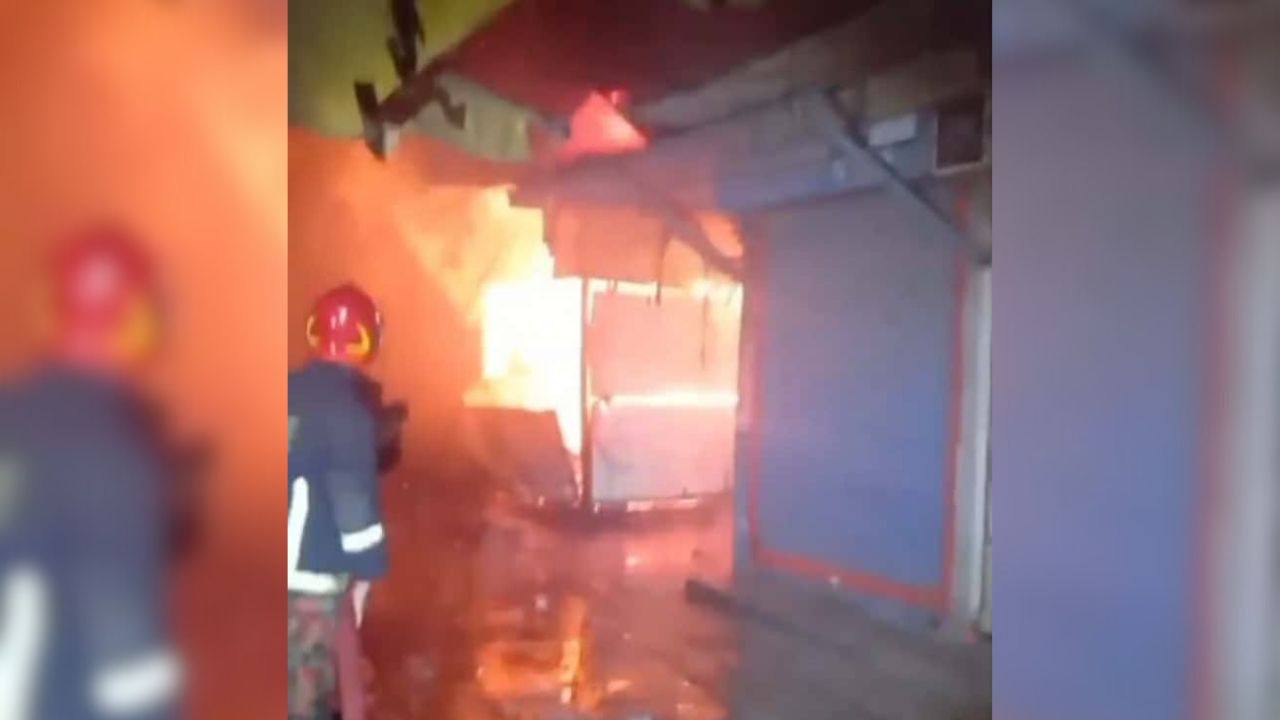 Fire destroys 11 shops at Brahmanbaria’s Medda Bazar