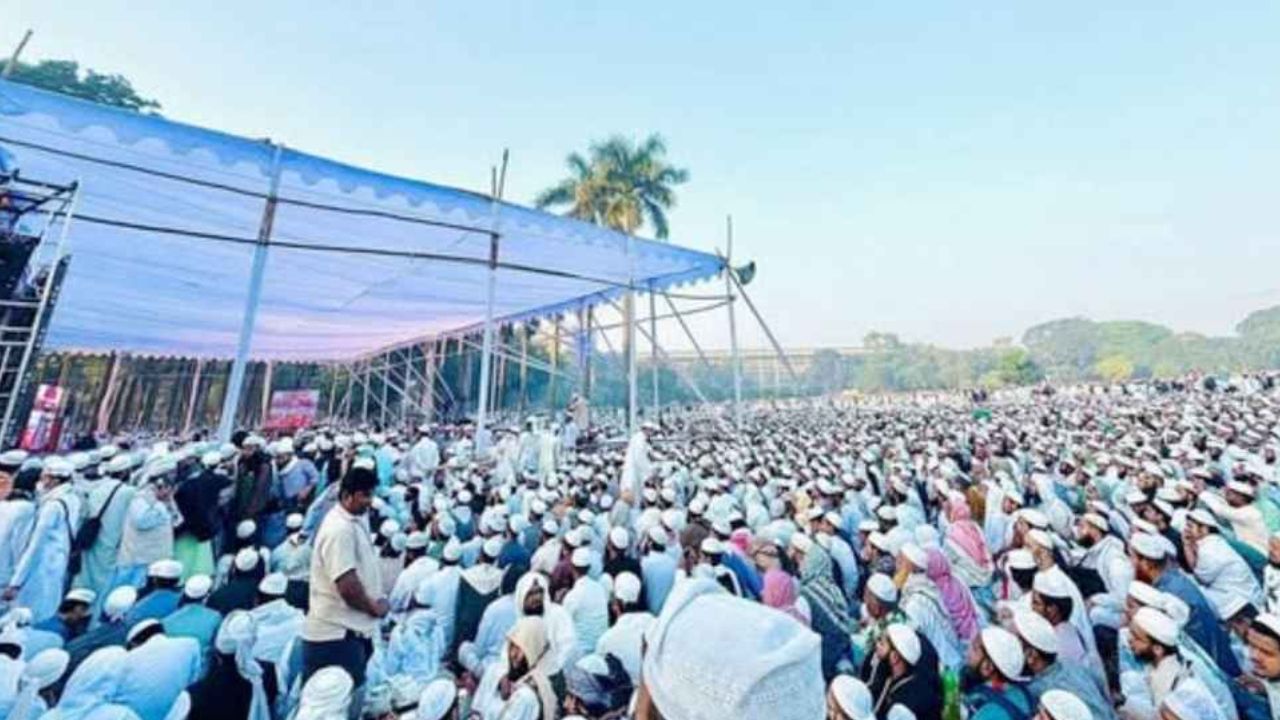Thousands gather at Suhrawardy Udyan for Int’l Khatm-e-Nabuwwat confce