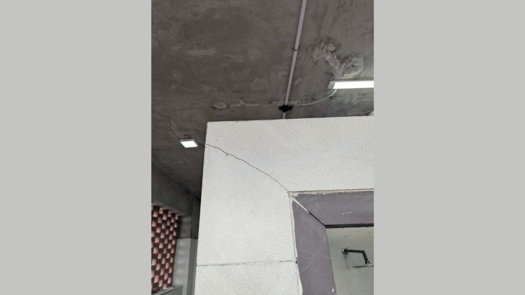 Earthquake: Cracks appear in six new JU halls