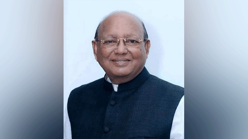 Ex-minister Tofail Ahmed moved from life support to CCU