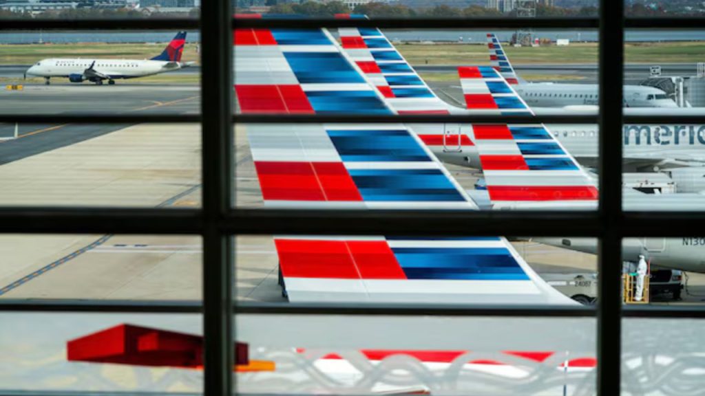 Major US air traffic staffing shortages snarl thousands of flights