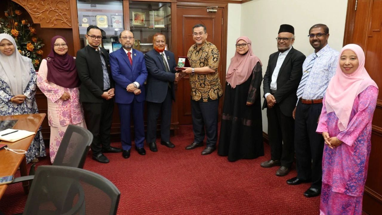 IIUC delegates visit Universiti Sains Islam Malaysia