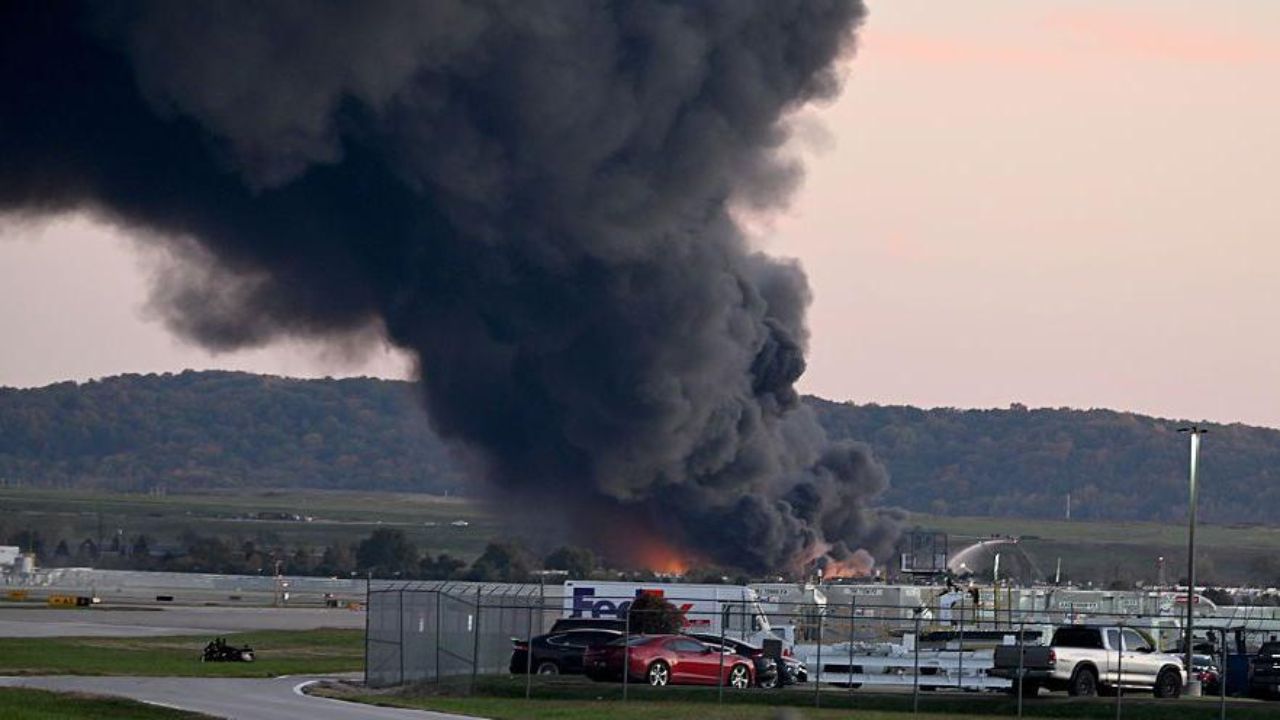 At least seven dead as UPS cargo plane crashes at Louisville airport in US