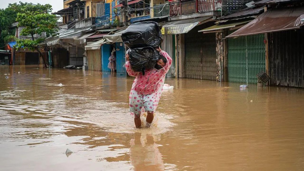 At least 41 dead as relentless rains flood Vietnam
