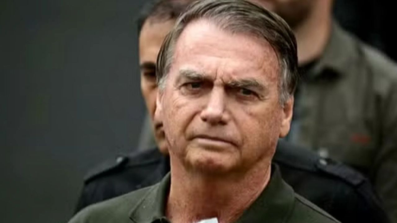 Ex Brazil president Bolsonaro arrested ahead of 27-year jail term