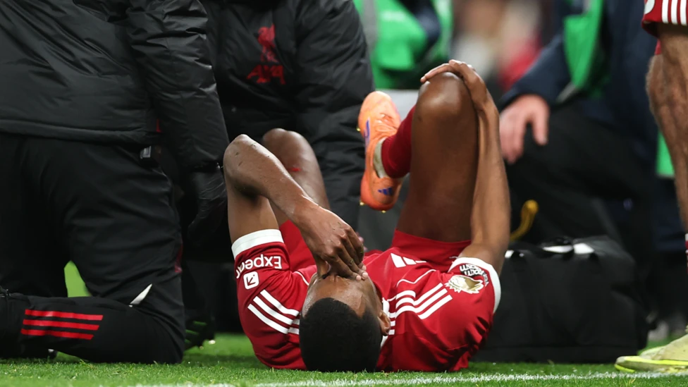 Liverpool rocked by Isak injury after surgery on broken leg