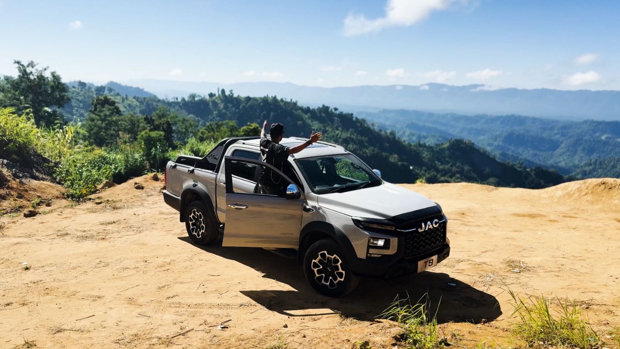 JAC T9 conquers Keokradong proving hill-road capability