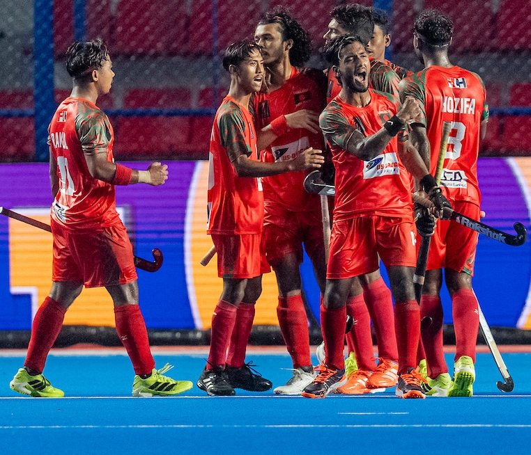 Bangladesh push France close after stunning comebacks in tough group