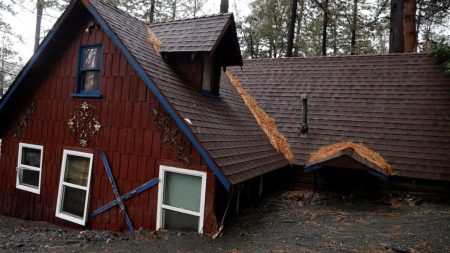 Heavy rains, flash floods leave Southern California homes caked in mud Heavy rains