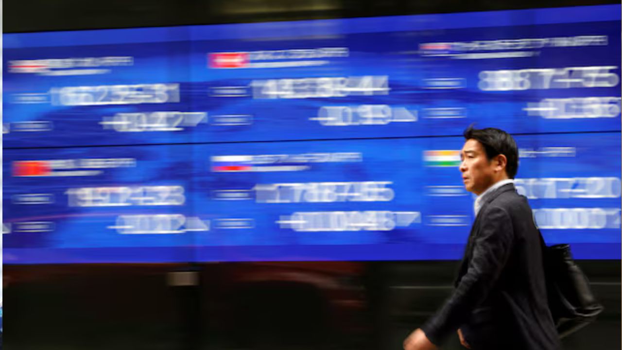 Asia shares ease as Fed cut priced, guidance uncertain