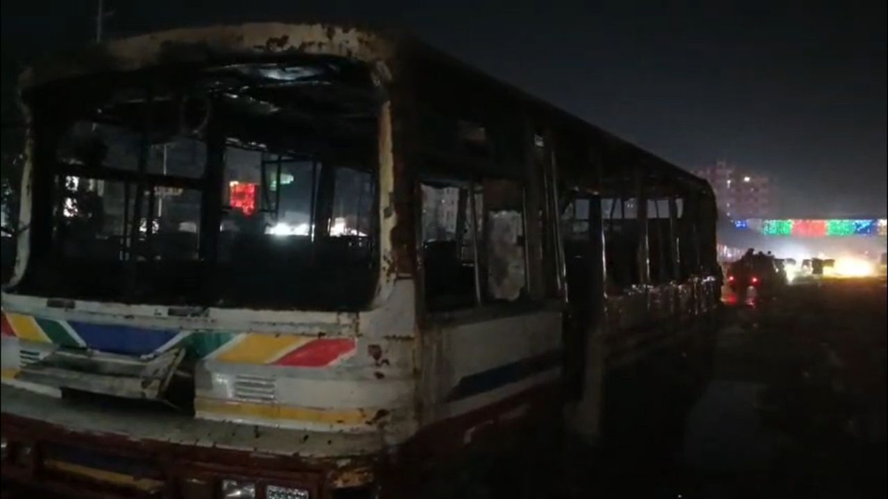 Passenger bus set on fire in North Badda