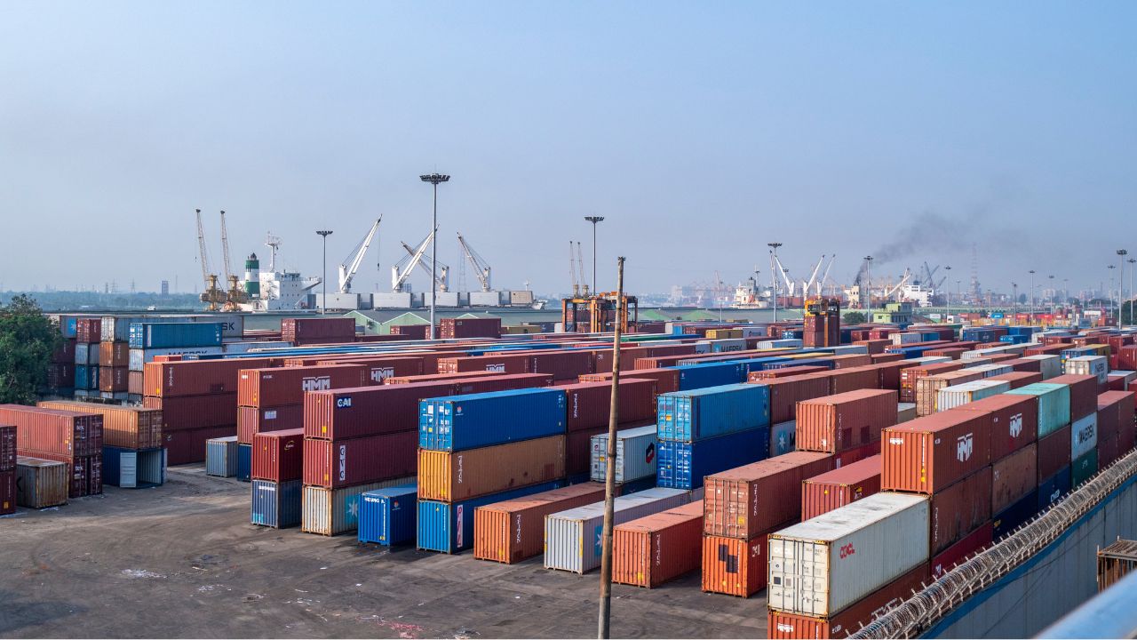 Election holidays: Pvt ICDs closed 32hrs, port runs on roster