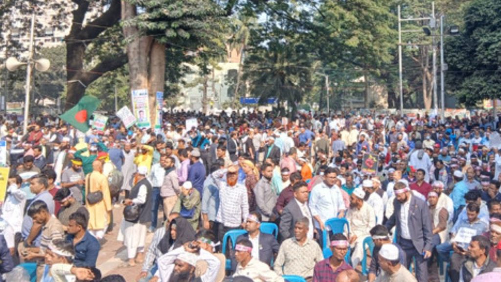 Govt employees demand 9th pay scale gazette within 10 days