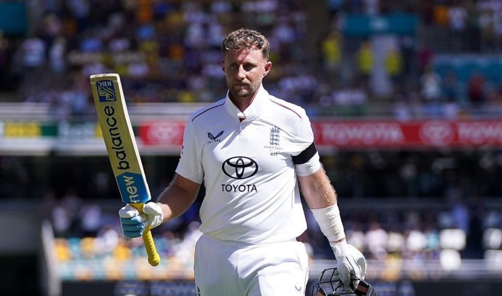 Root’s unbeaten 138 lifts England to 334 in second Ashes Test