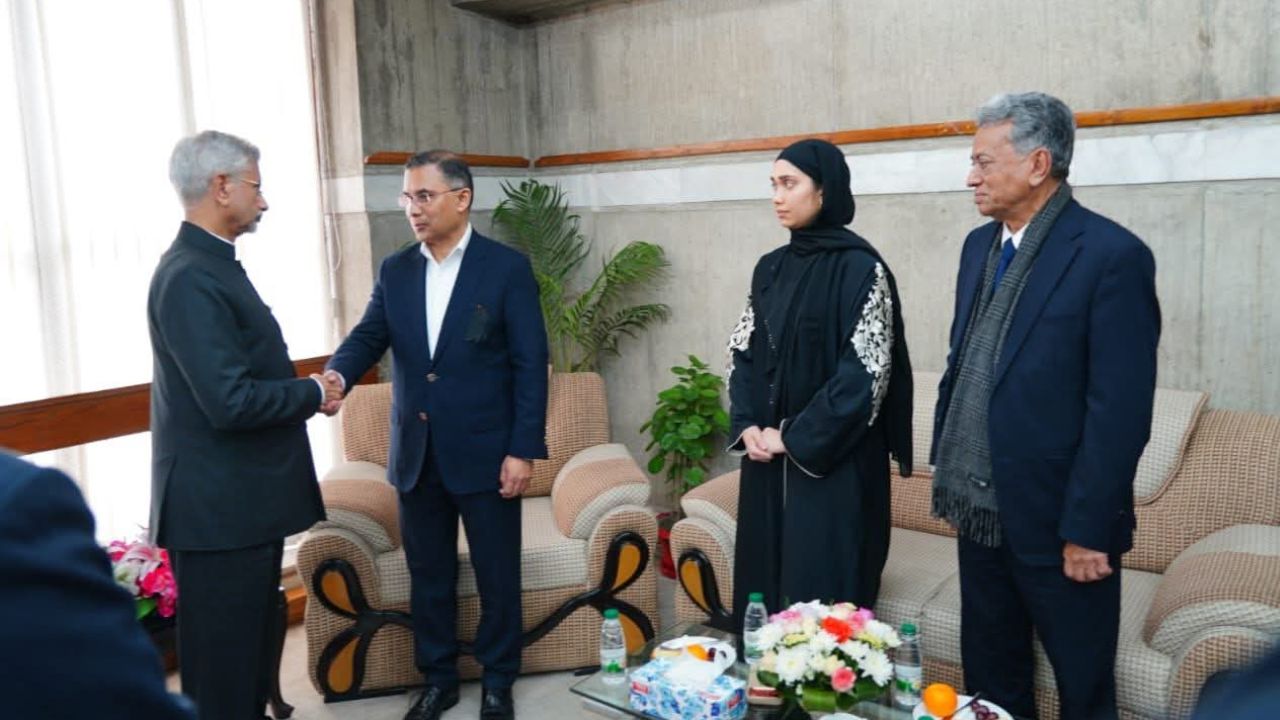 Foreign leaders join funeral