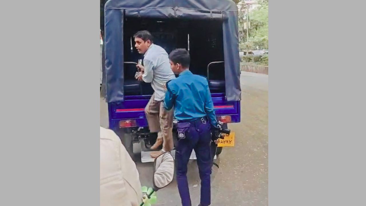 Padma Bank loan defaulter arrested