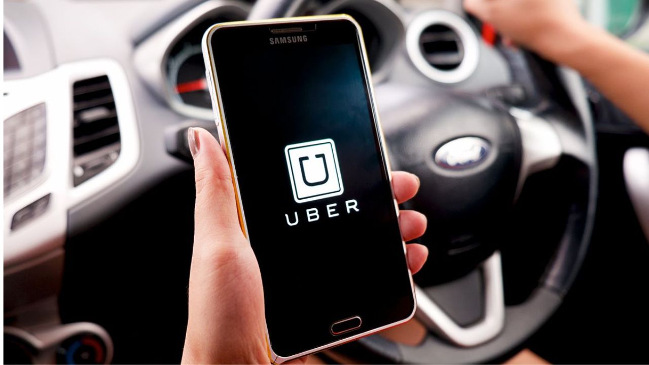 Uber launches robotaxi in US