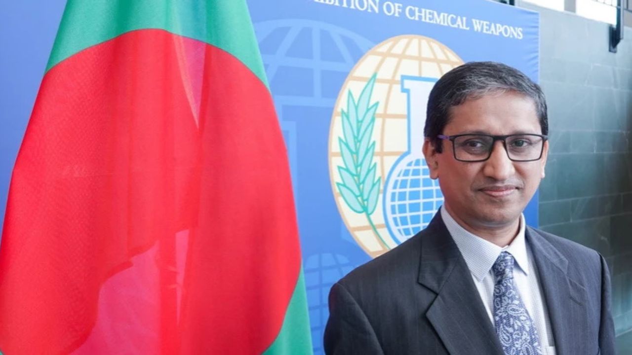 Delhi summons Bangladesh envoy amid growing tensions
