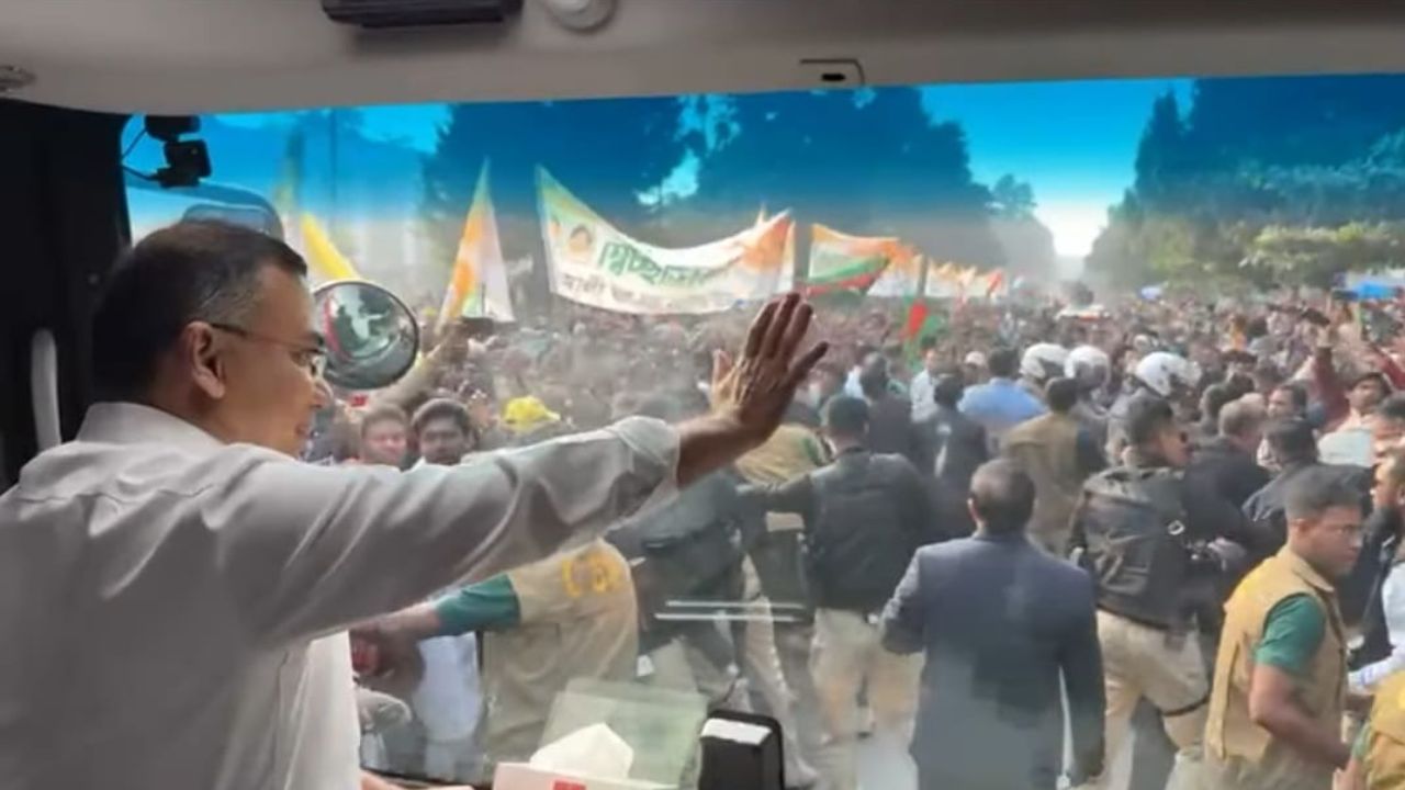 Tarique heads to father Ziaur Rahman’s grave