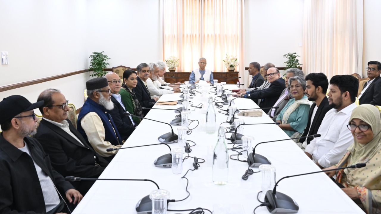 Govt to ensure Khaleda Zia’s care, may send her abroad if necessary
