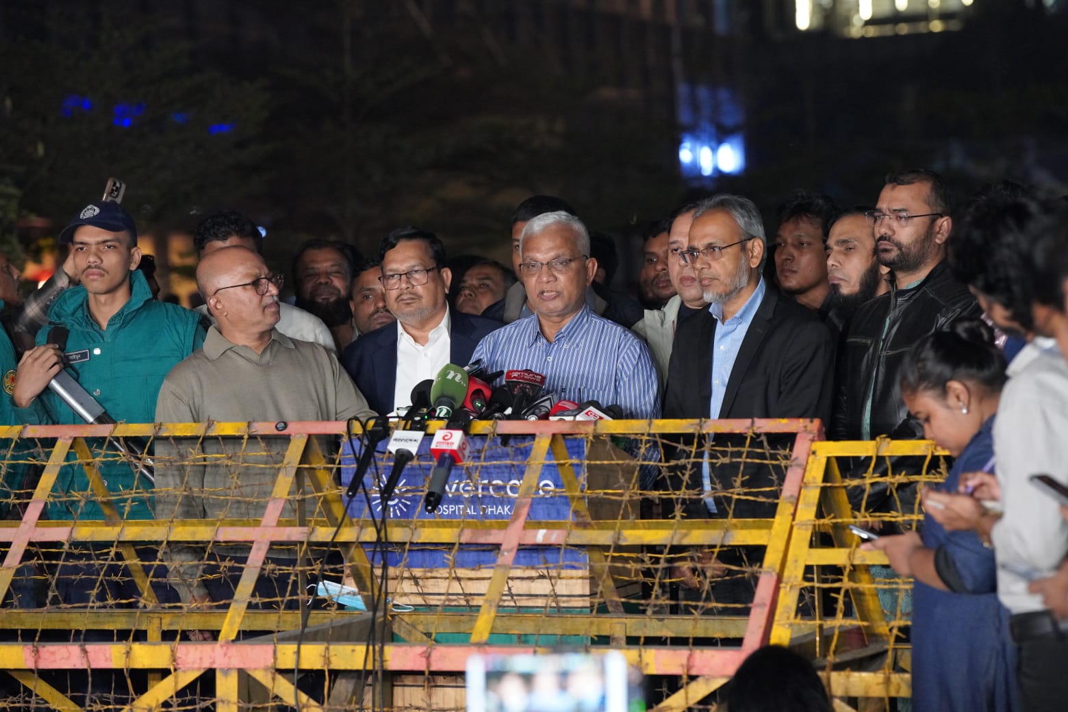 Khaleda’s condition not suitable for air ambulance travel: Zahid Hossain