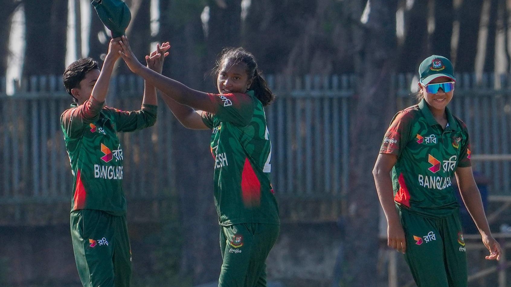 Pakistan U-19 level the series after beating Bangladesh by six wickets