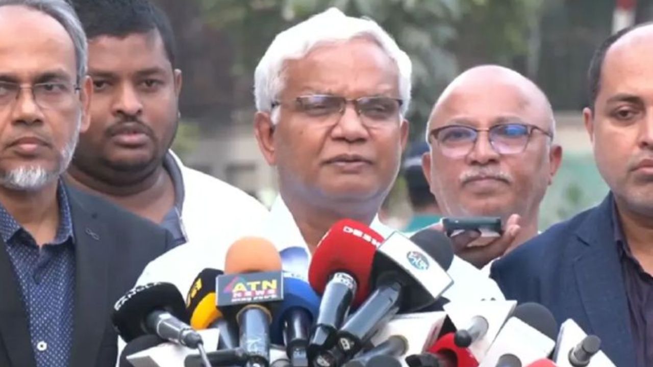 Khaleda’s flight to London delayed again: Zahid Hossain