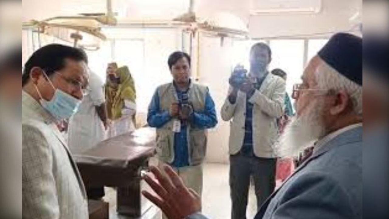 Mymensingh doctor apologises after clash with DG
