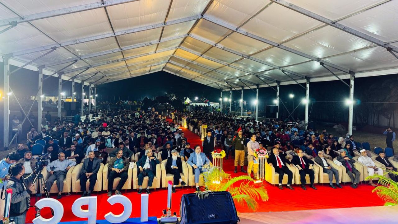 ICPC Asia Dhaka Regional Contest 2025 grand finale held at BUBT