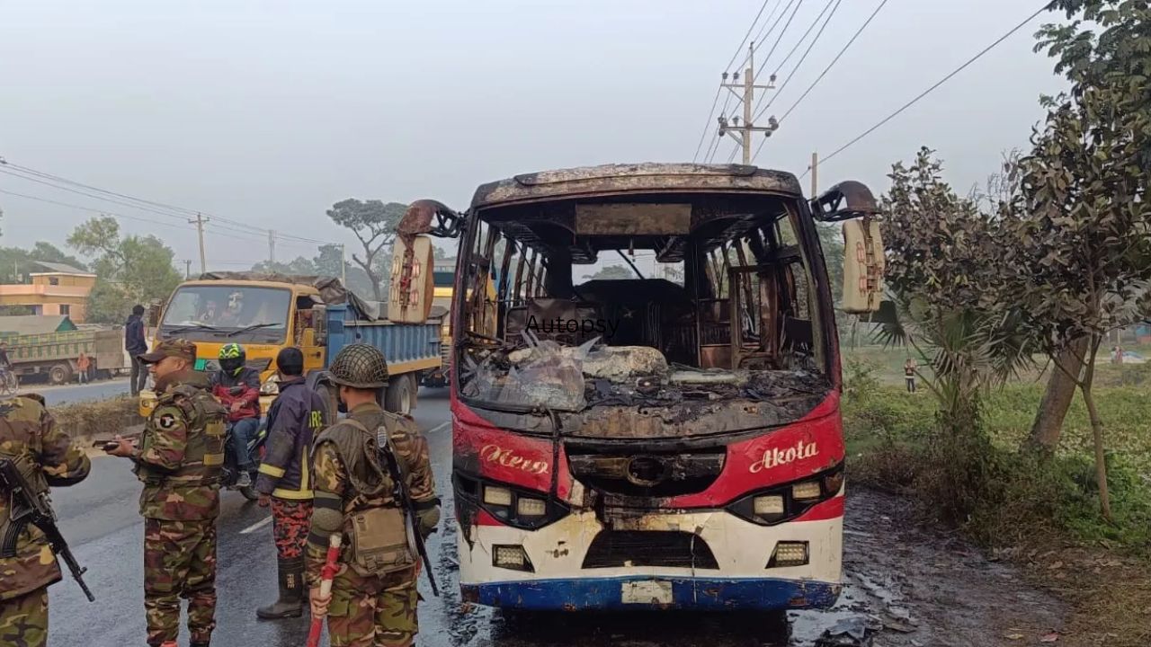 Bus set on fire after pedestrian killed in Cumilla