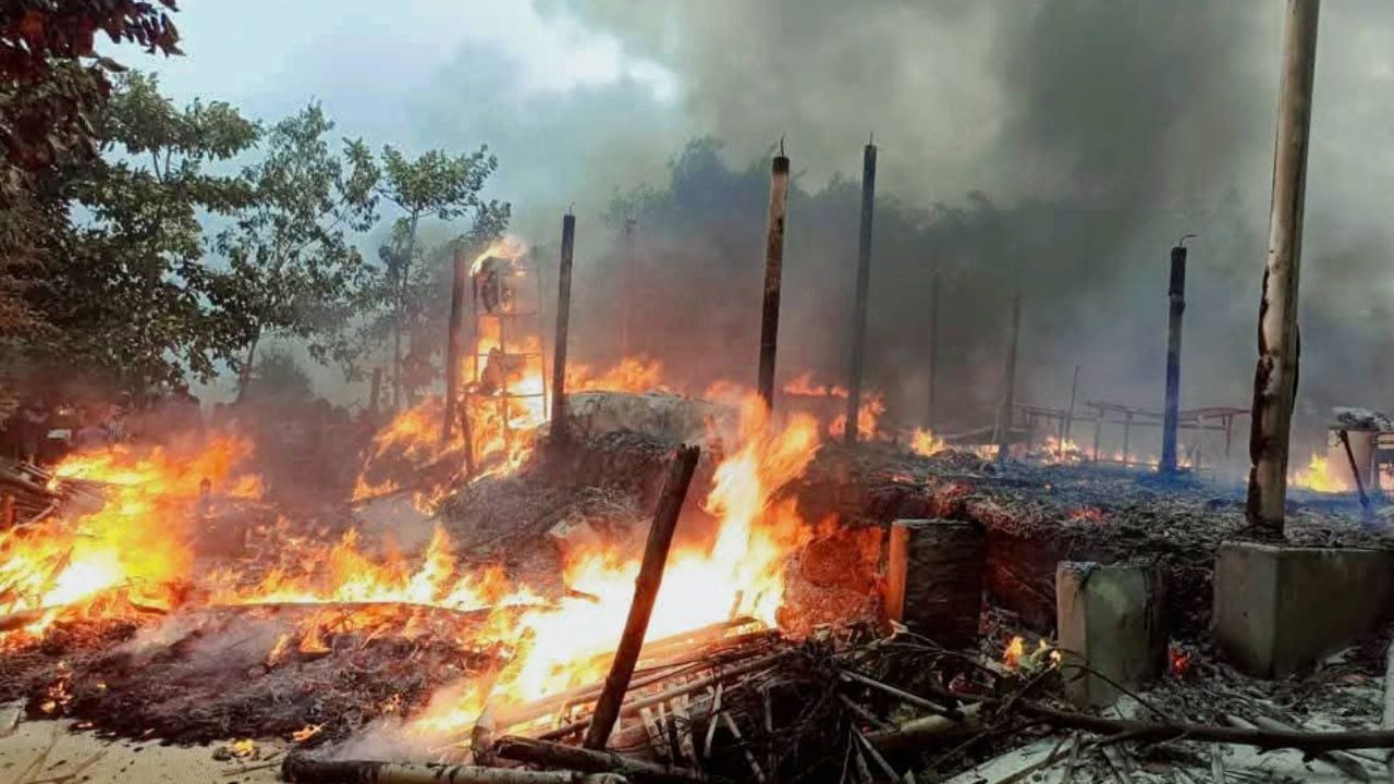 2 separate fire incidents at Ukhia Rohingya camps burn houses, hospital