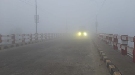 Dinajpur, Kurigram shiver under icy grip Kurigram Biting cold