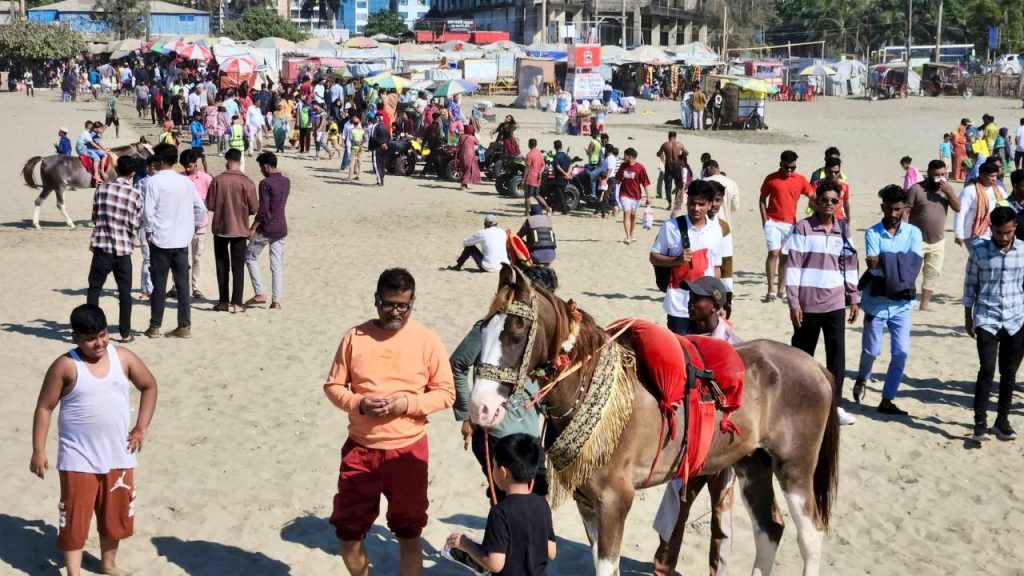 Cox’s Bazar set for 10-day tourist rush 10-day Eid break